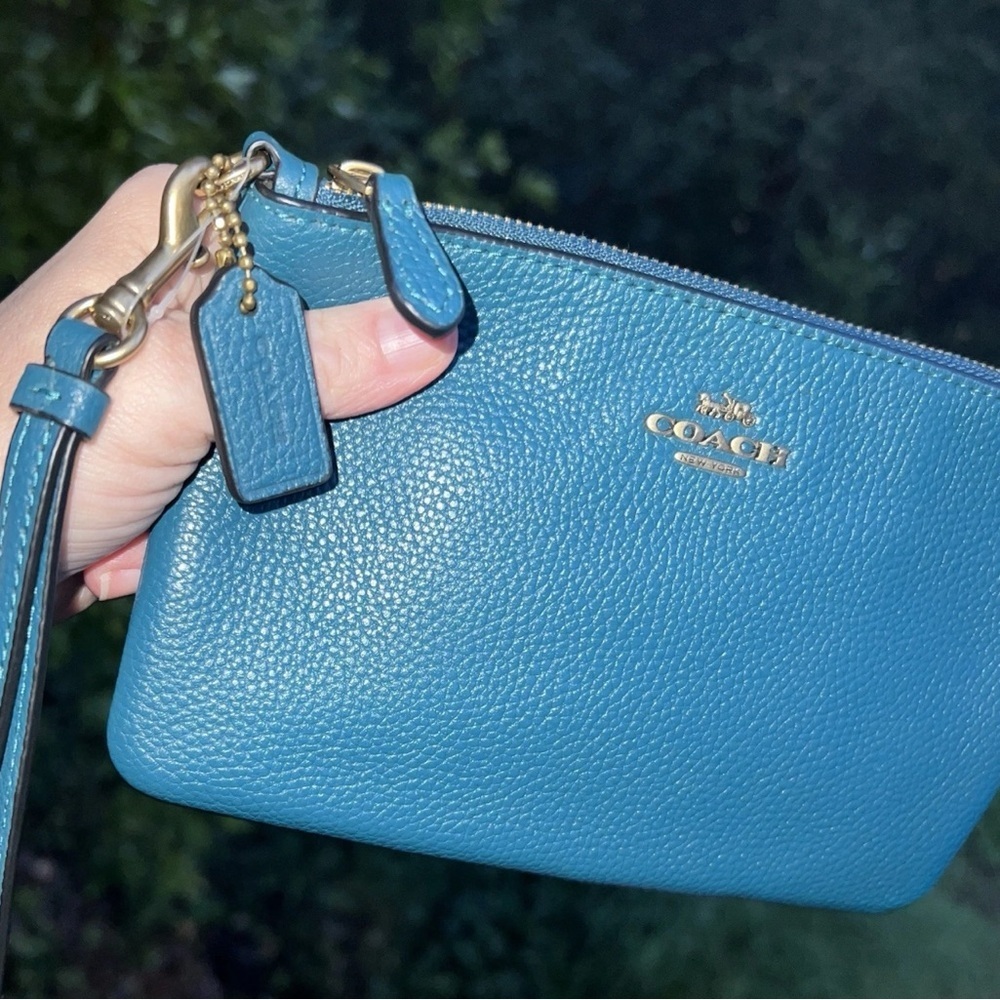 COACH Corner Zip Wristlet Wallet Polished Pebble Leather Deep Turquoise 22952 - Picture 3 of 5